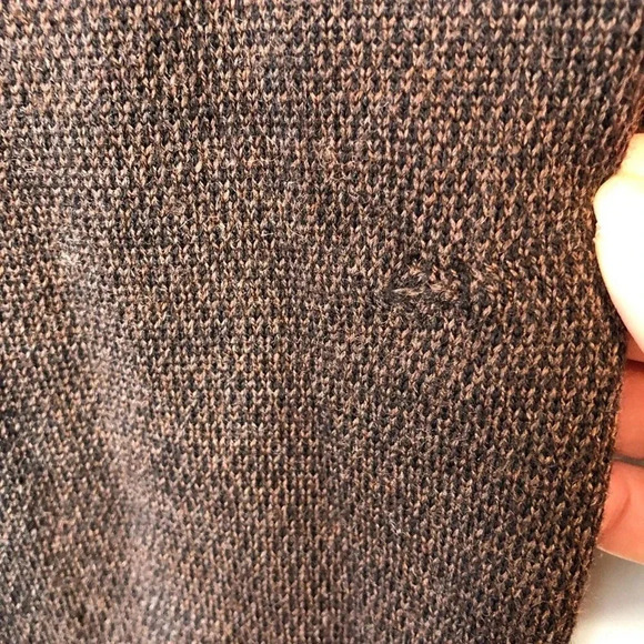 Llewellyn 100% Super soft extra fine Merino women sweater size S - Picture 3 of 5